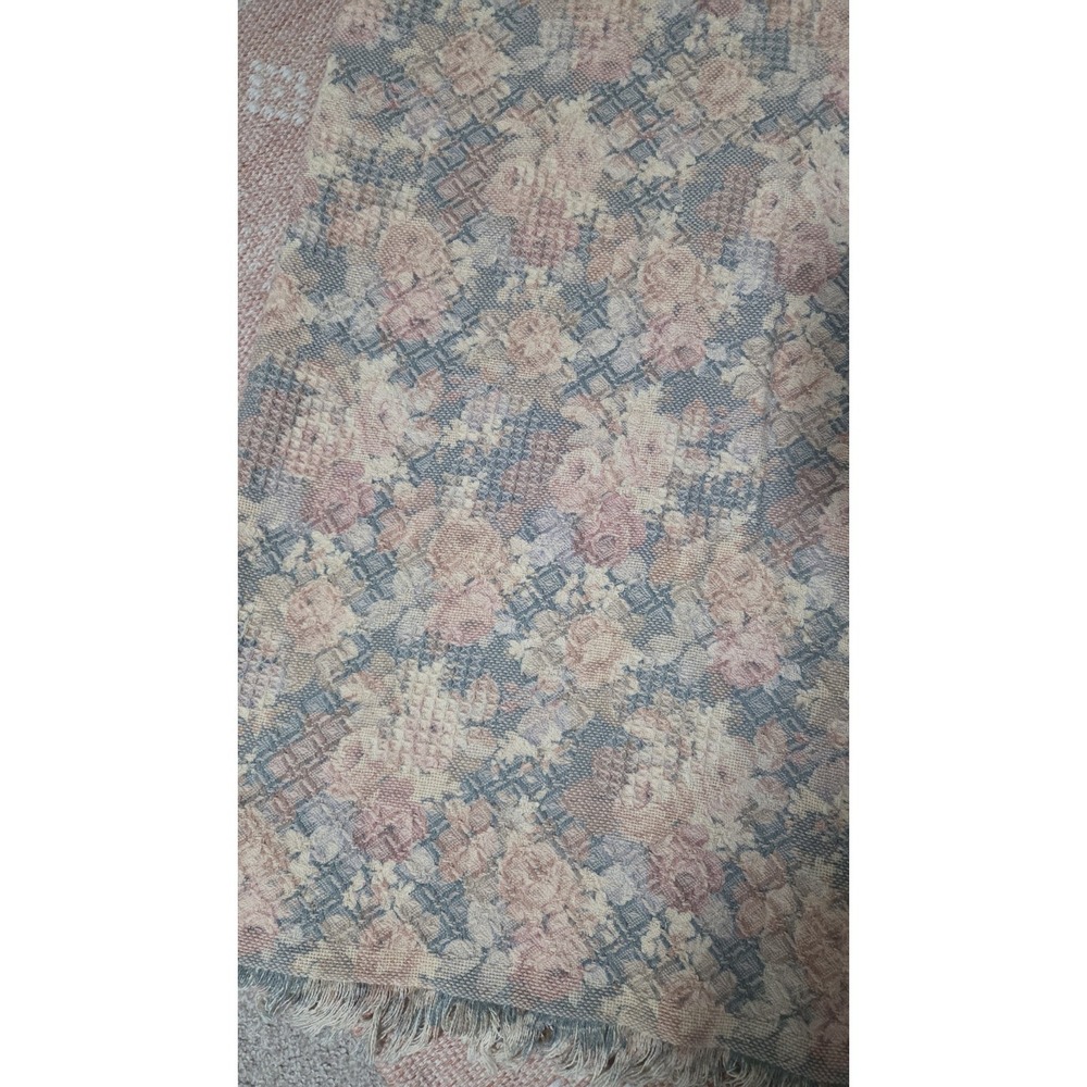 Vintage 80s Cottagecore Country Floral Heart Waffle Accent Throw Blanket 50"x64"